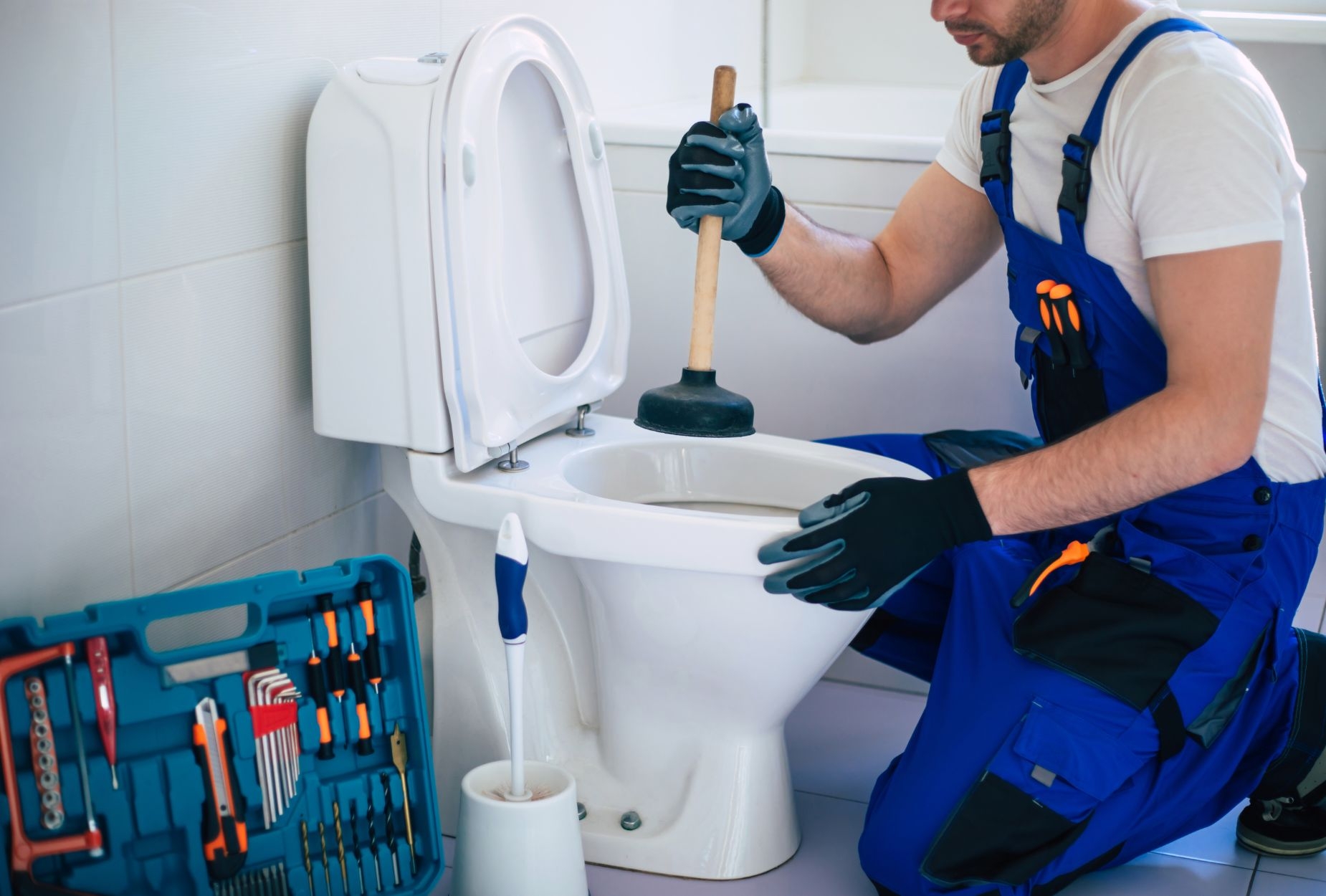 Looking for Faucet Installation and Repair Services?