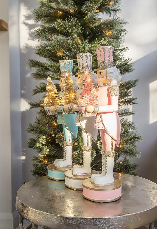White Nutcracker w/LED Tree-15