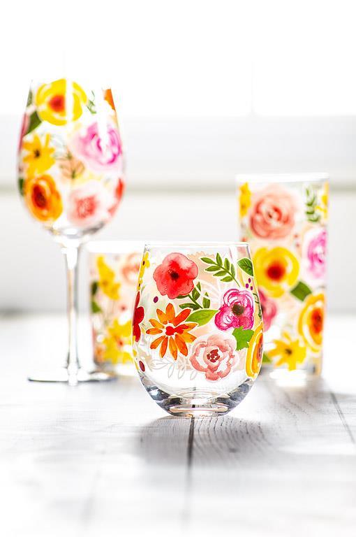 Bold Floral Wine Glass-9.5"H(14oz)