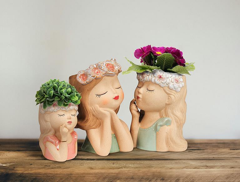 Daydream Girl w/Flowers Vase-7