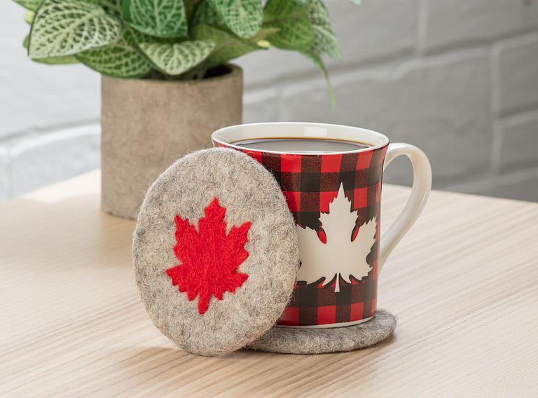 Maple Leaf Coaster-Gry/Red-4