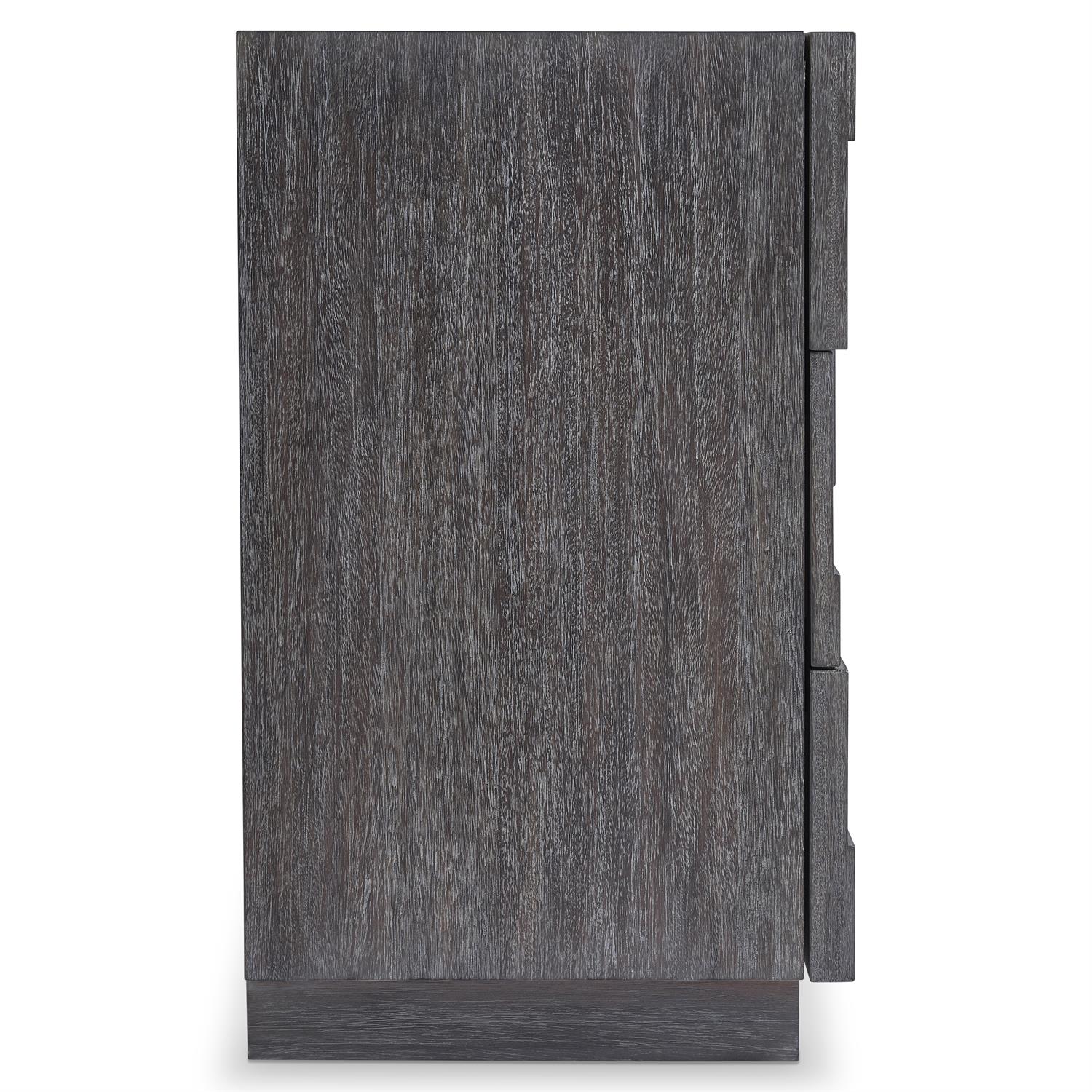 Lancer Dresser