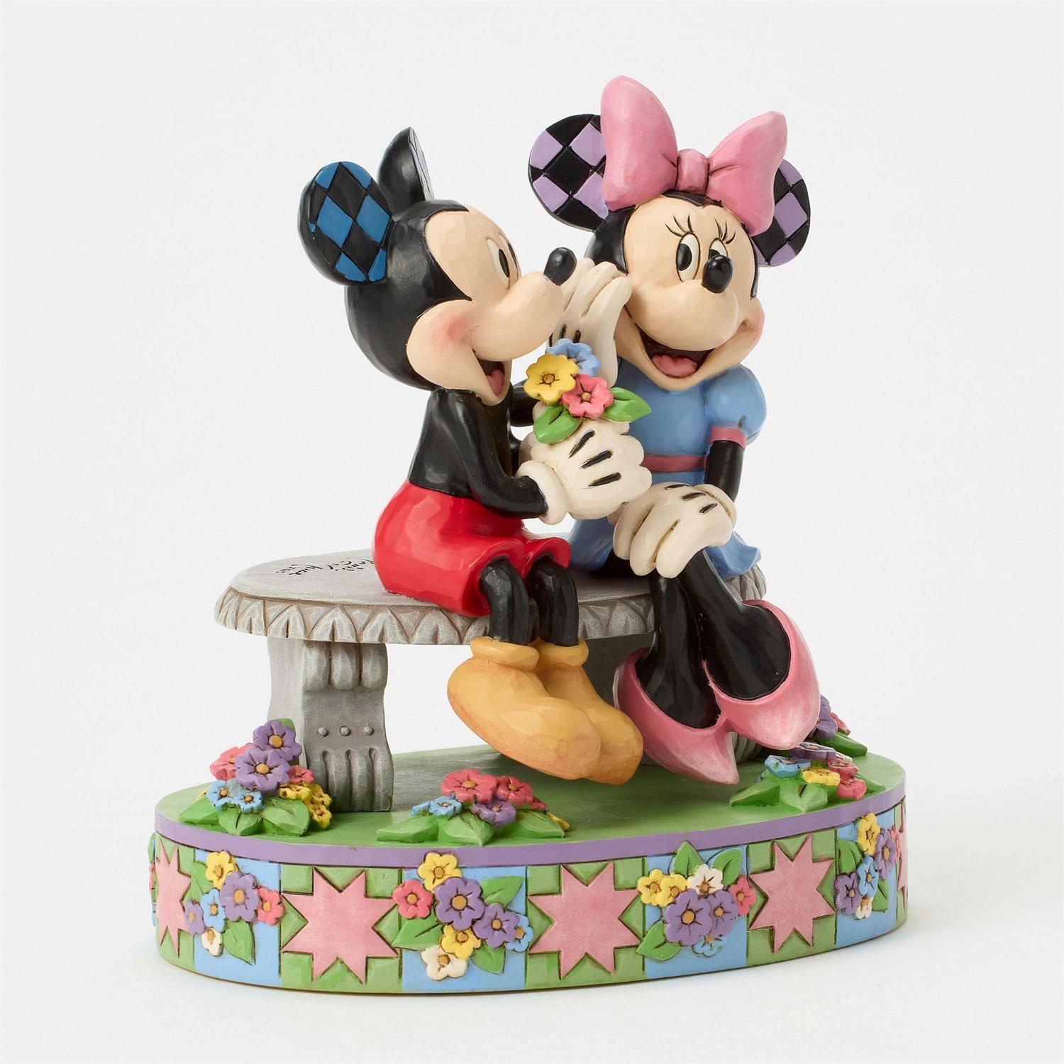 6017845 | DSTRA Fig Mickey Minnie Spring