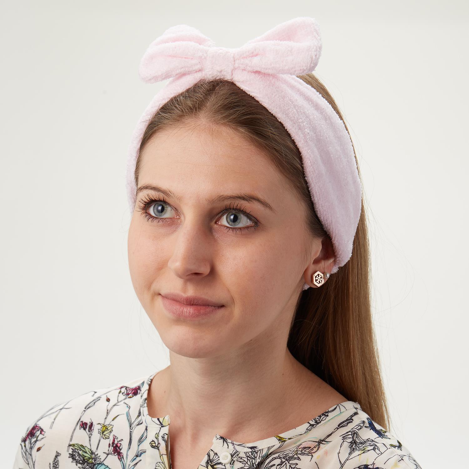 Makeup Removal Kit incl 2 Towels & 1 Hband in G.B