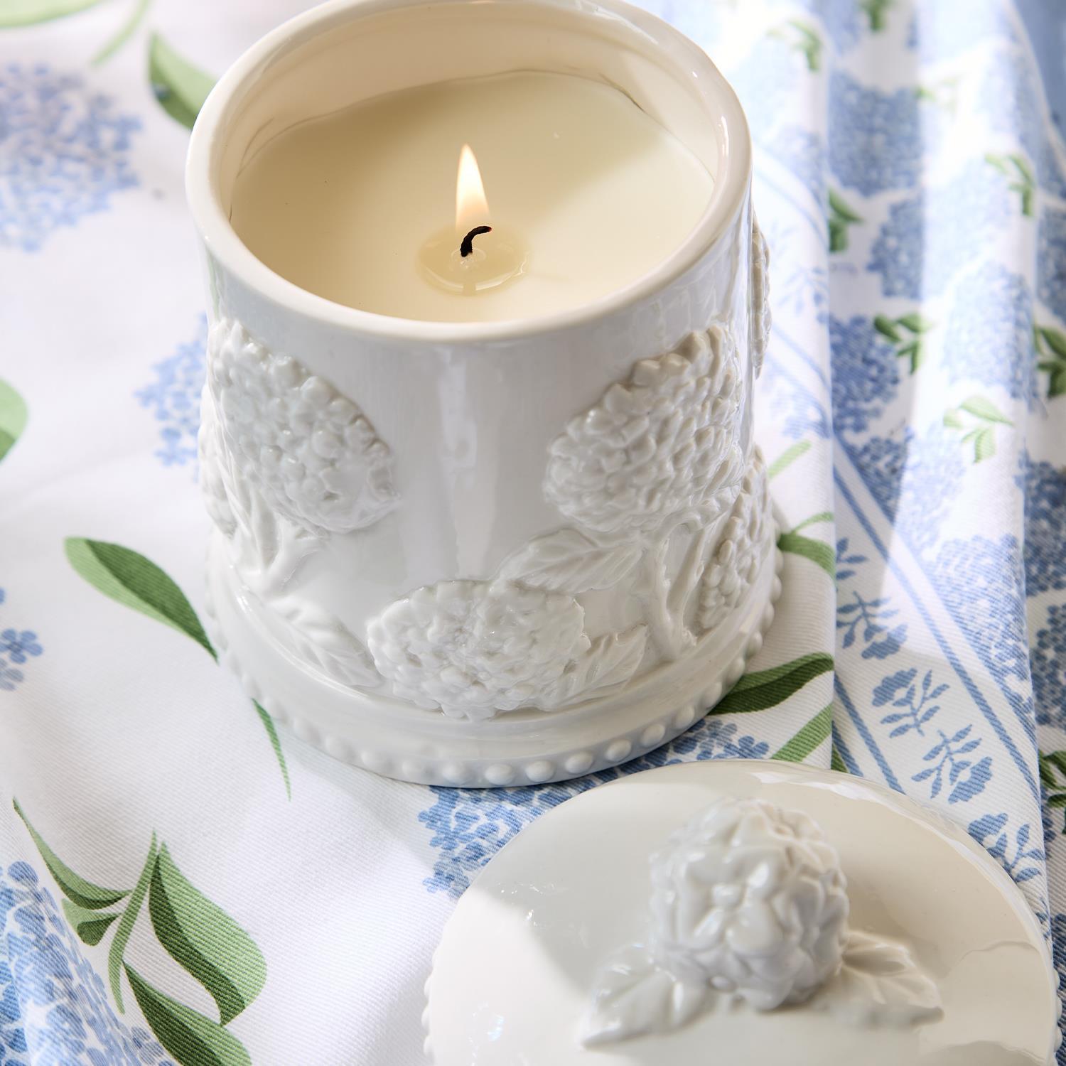 Hydrangea Filled Scented Candle in Gift Box