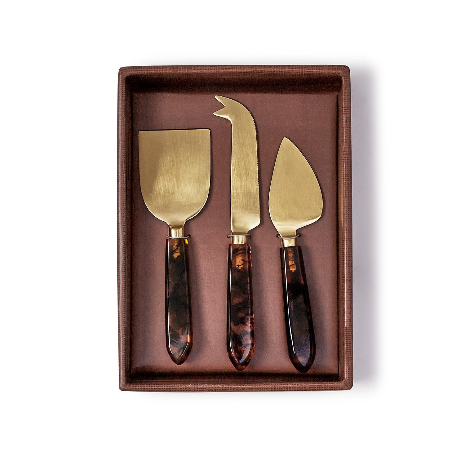 S/3 Tortoise Swirl Cheese Knives in GB