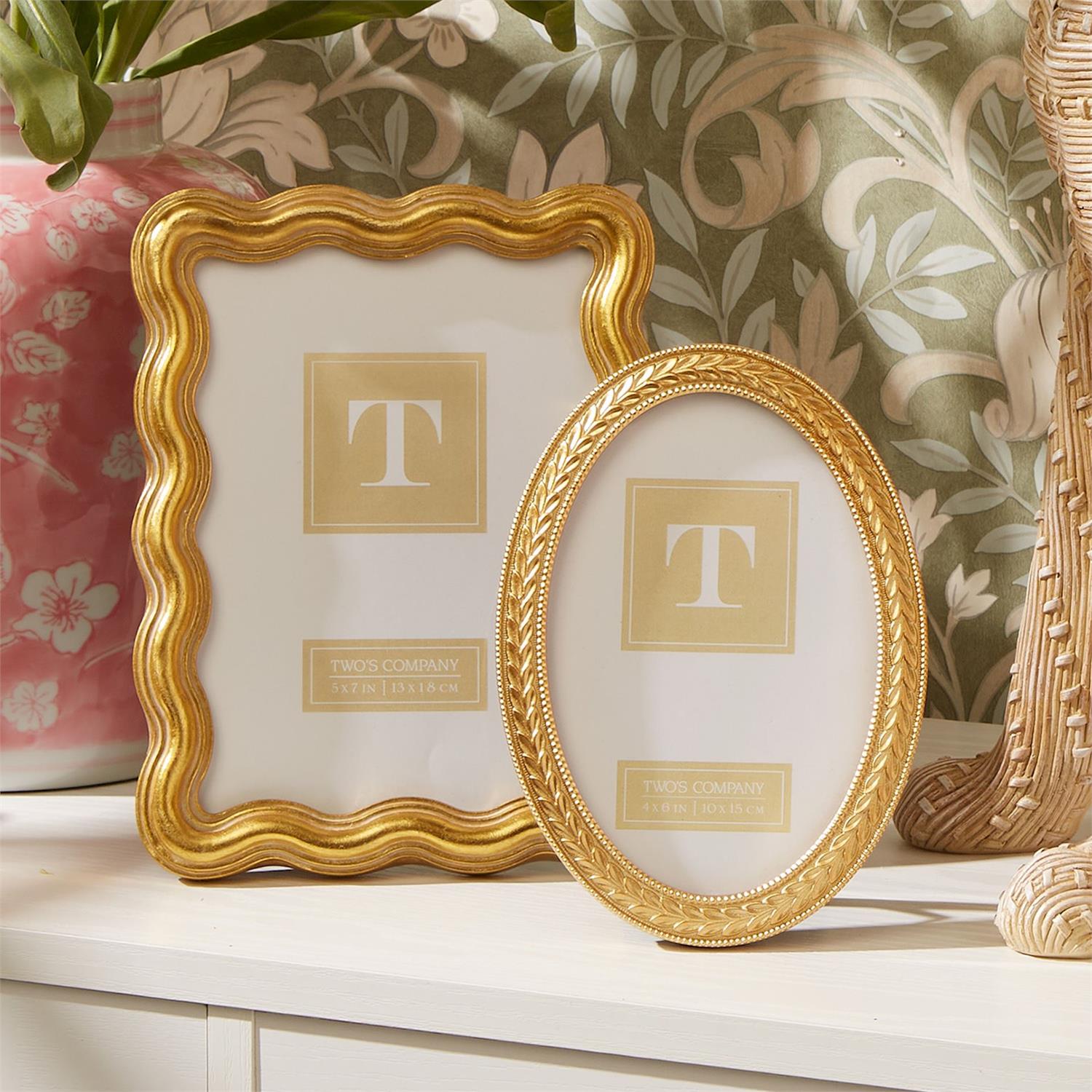 S/2 Laurel Wreath Gold Oval Photo Frames