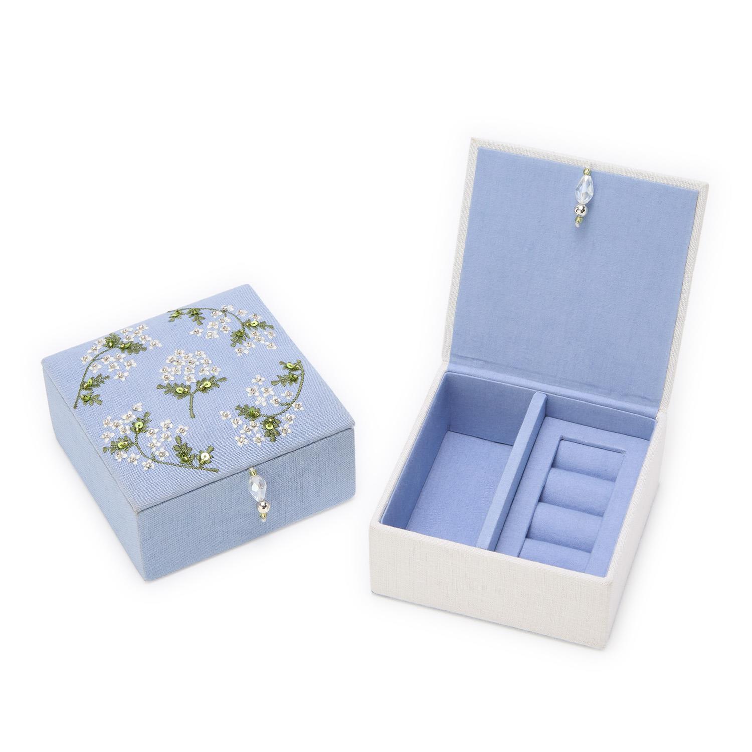 ④ grape Jewelry box　粒2kg ④Royal grape Jewelry box 粒2kg 【公式通販】