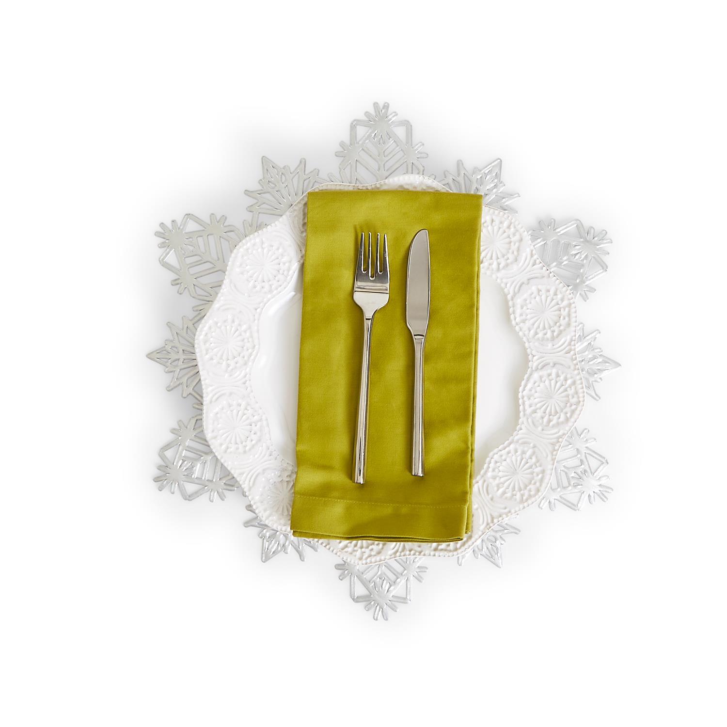 S/4 Silver Snowflake Placemats