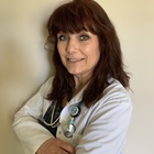 <span class="user-name "><span class="user-name__text">Rachael Green</span></span>