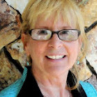 <span class="user-name "><span class="user-name__text">Elizabeth Tsarnas</span></span>