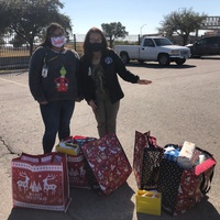 Maria and Wendy on their shopping spree
December 2020