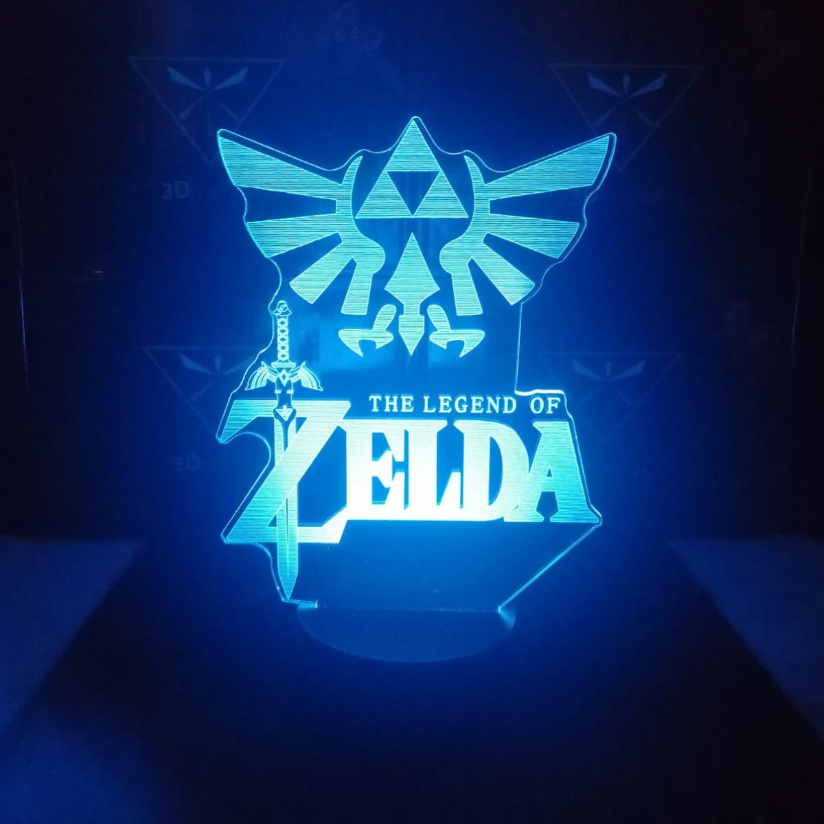 Lampada LED Zelda Triforza – Luce Notturna USB Con Cambio Colore – Ispirata A Hyrule E The Legend Of Zelda