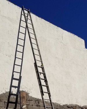 El Muro by Pablo (Pabs) Bautista