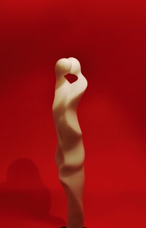 The Kiss by Tomas Co (2021)