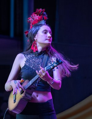 Taimane by Michael Shea
