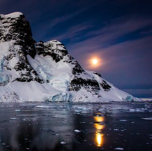 Midnight in the Lemaire by Paul Murray