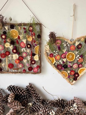 flower frame and flower heart by simone devries