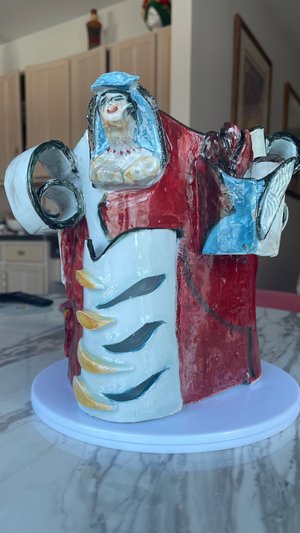 Decorative pot for kitchen utensils  by Olga Sheyn (2025)