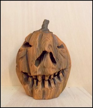 #4-Harnett chainsaw carved pumpkin by Brian Harnett
