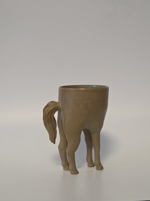 horse teacup by elliot lee (2025)