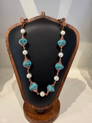 Skull and pearl necklace by Lupita Stults (2026)