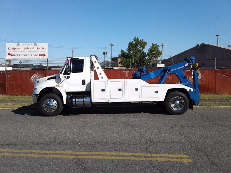 (2918) 2016 IH 4300 140″ CA Cheveron 512T 16 Ton Wrecker Equipment