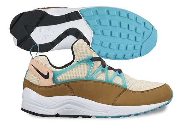 nike air huarache light beige