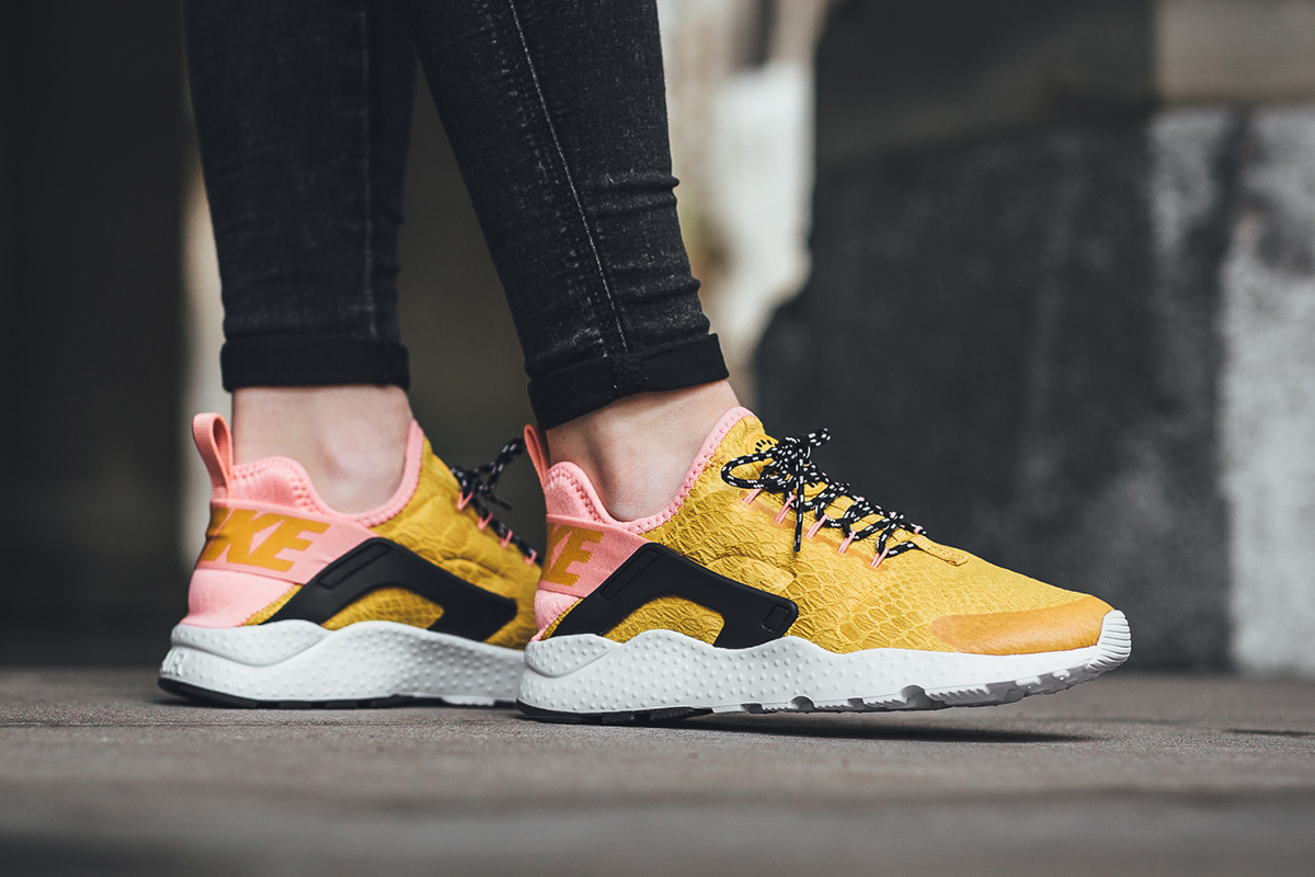 nike air huarache run ultra gold nike air huarache run ultra gold