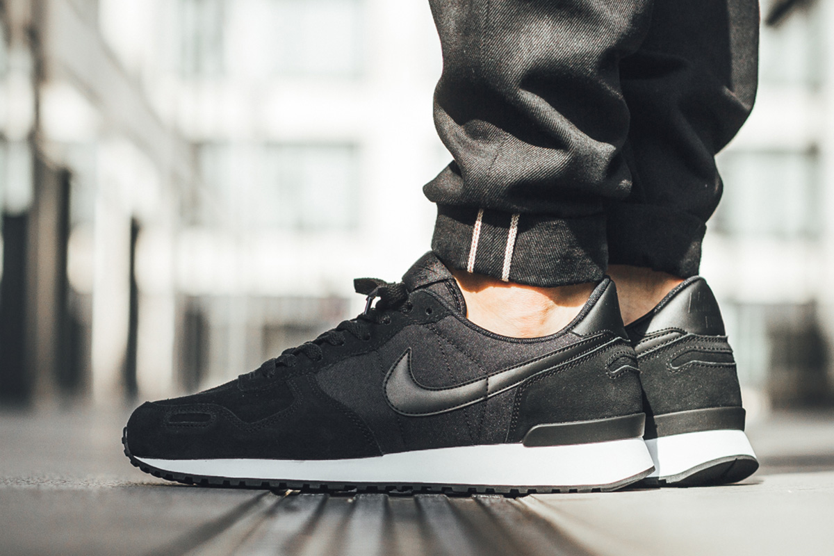 nike air vortex black black