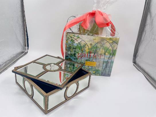 Image of the Item