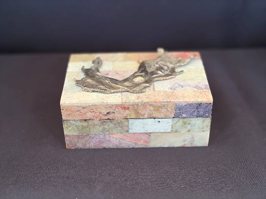 Image of the Item