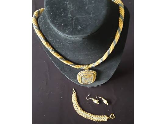 Image of the Item