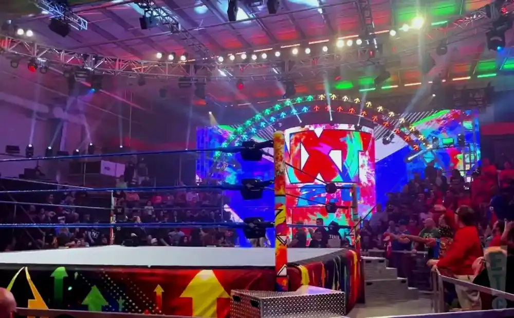 Wrestling ring with large 