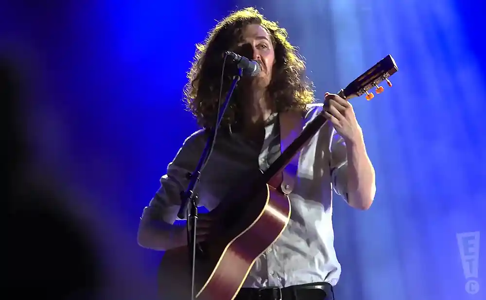 hozier performs on stage in ottawa ontario canada in front of blue lights
