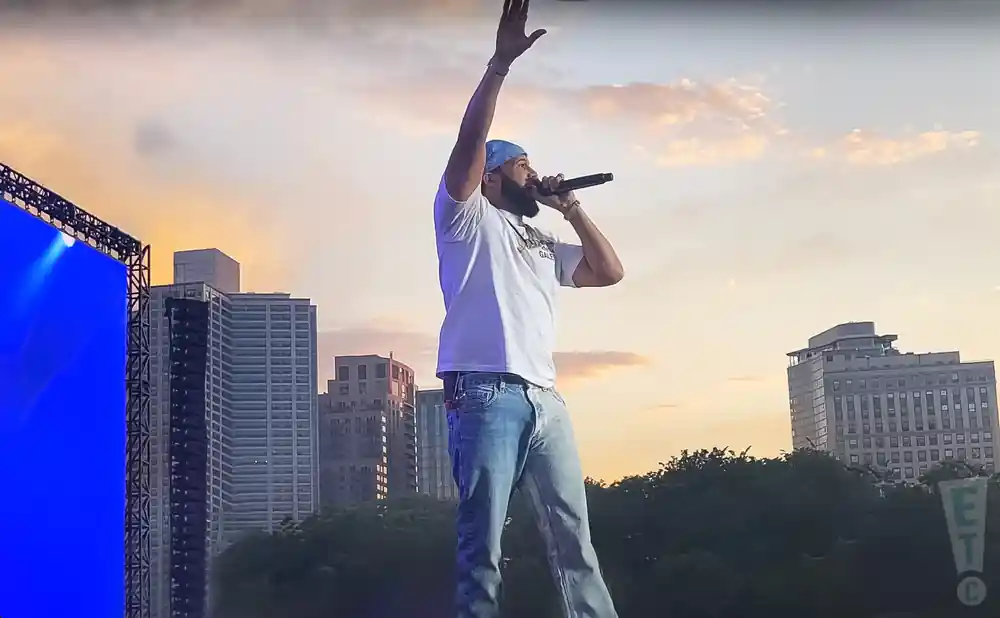 el alfa live at sueños 2022 in chicago illinois