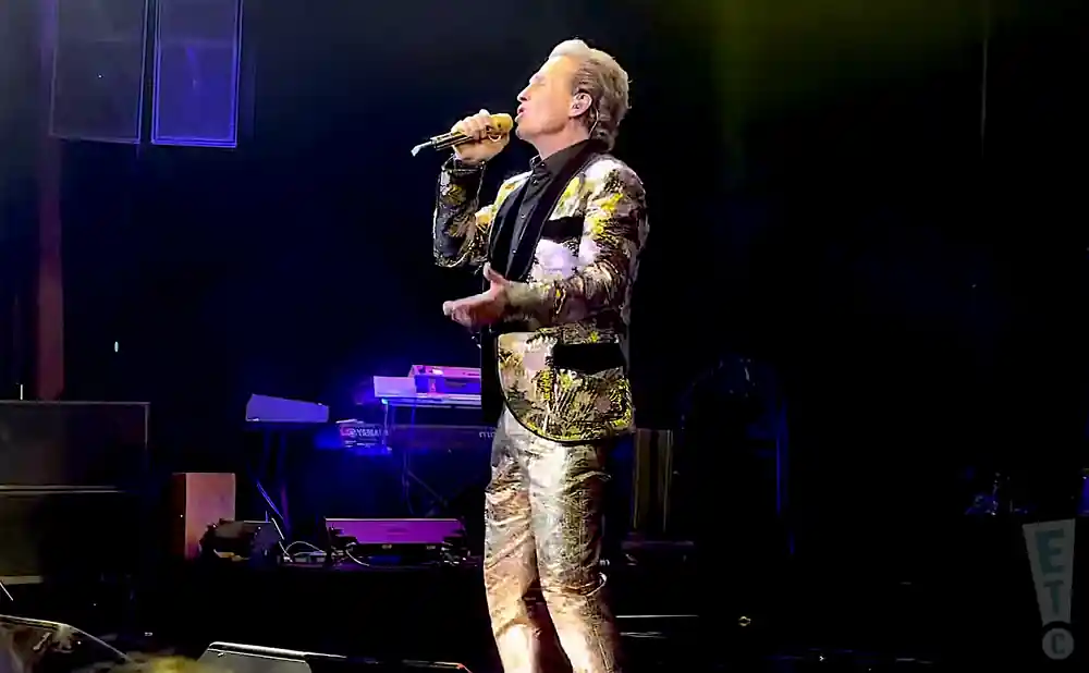 emmanuel singing live at auditorio telmex in zapopan mexico