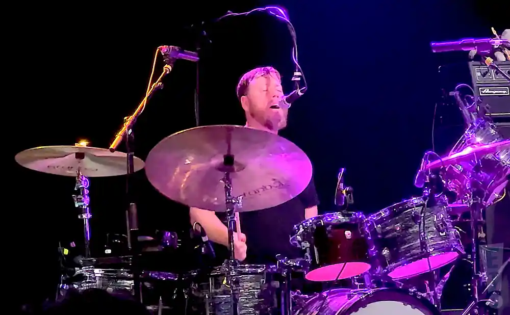 joe russo drumming and singing at the hollywood palladium in los angeles california