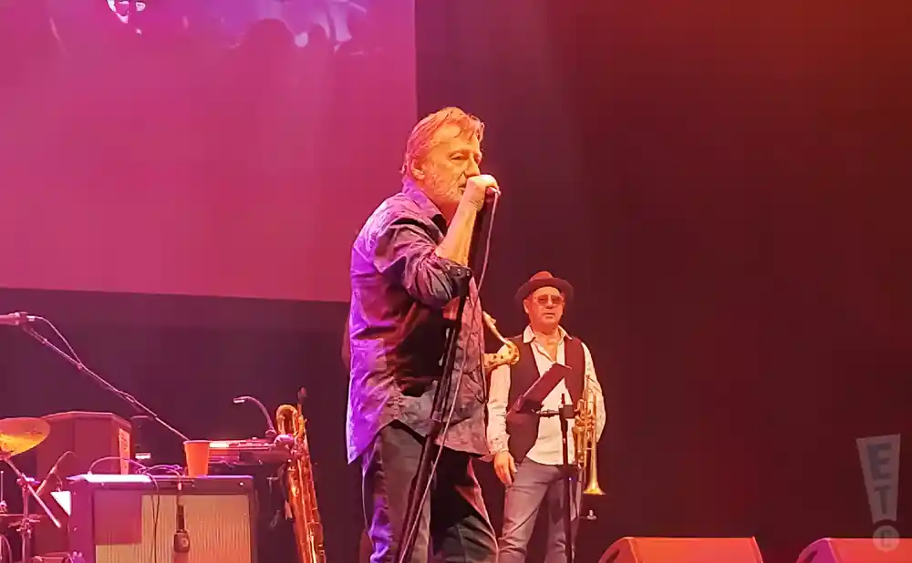 southside johnny & asbury jukes live at the new jersey performing arts center