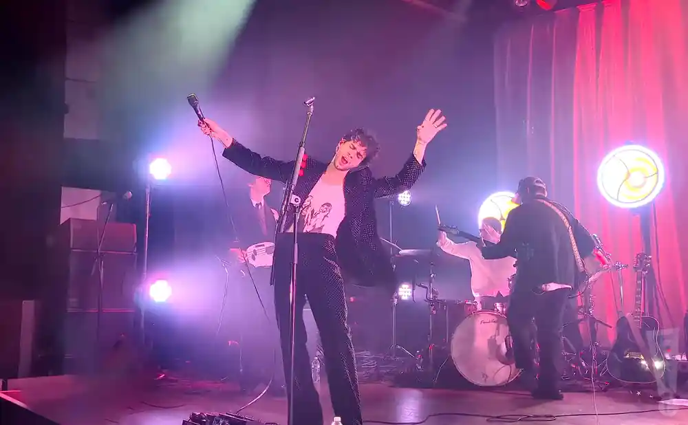 stephen sanchez live at irving plaza in new york