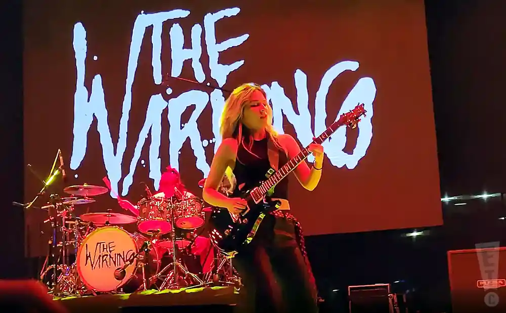 the warning live at feria nacional de san marcos 2023