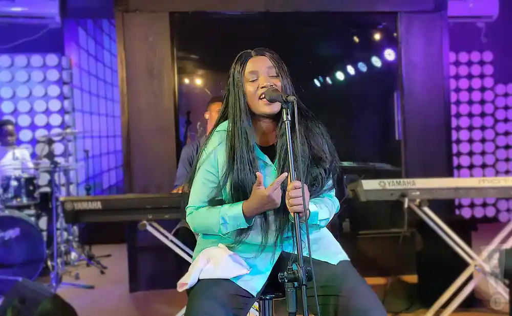 how sweet the sound live on stage.