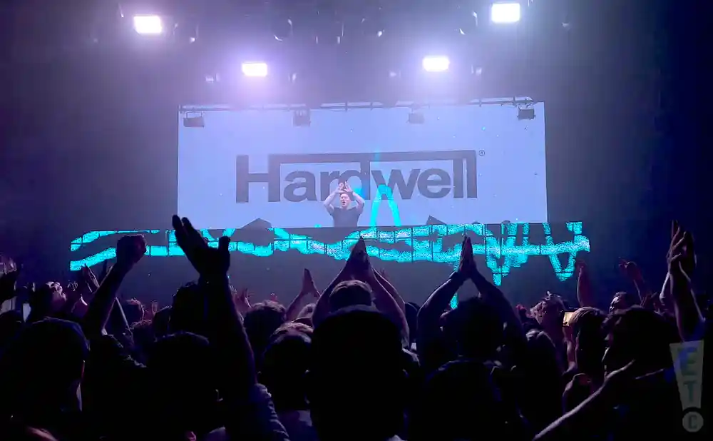 hardwell djing at big night live in boston massachusetts