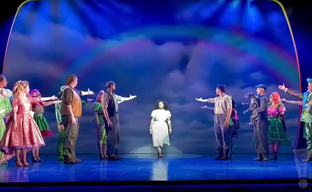 the cast of the wizard of oz theater show at curtain call.