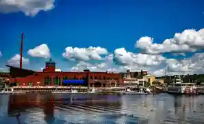 Dyersville Venue & Event Tickets