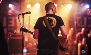 Don'tPanic-Midjourney