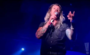 taking back sunday live at the ace of spades in sacramento california