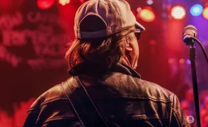 TheFrontmen-Midjourney