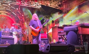 gov't mule live at the salvage station in asheville north carolina