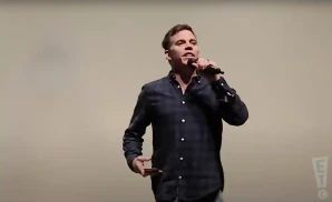 steveo performing live at his bucket list tour